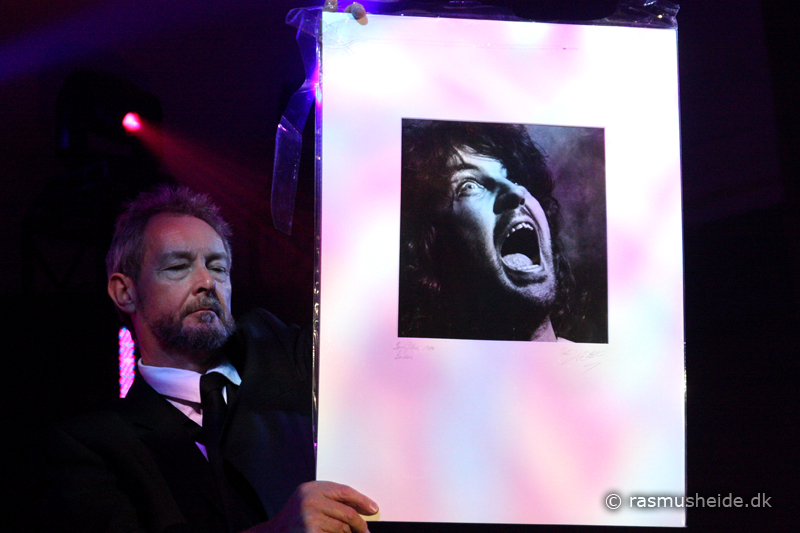 img_0024 Fin Costello print in the auction