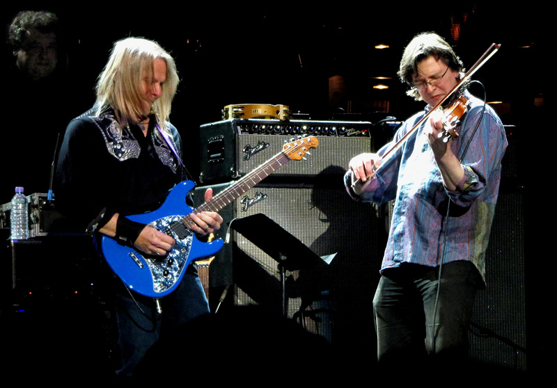 Steve Morse with Steven Bentley-Klein on Lazy. Photo: Moth Clark